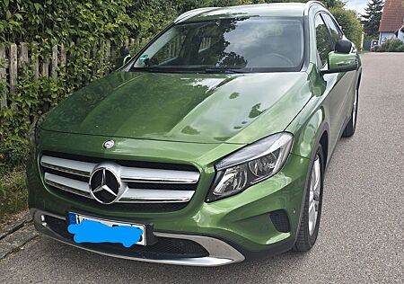 Mercedes-Benz GLA 200 d 4MATIC DCT SCORE! SCORE!
