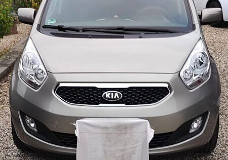 Kia Venga gebraucht kaufen Kia Venga 1.4 CVVT Attract Attract