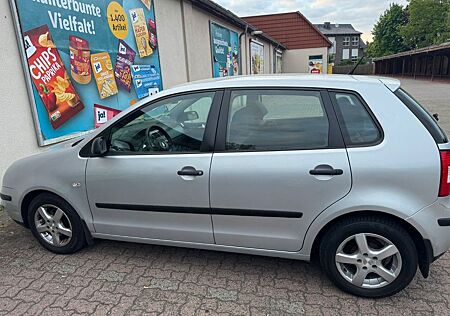 VW Polo Volkswagen 1.2 Basis Plus-Paket Basis