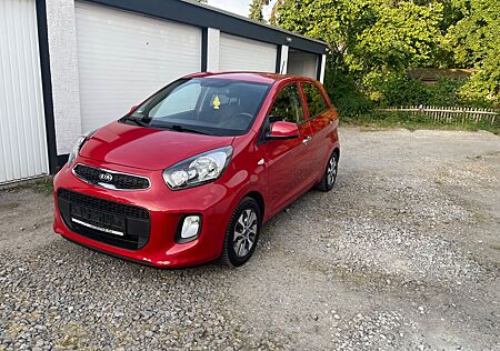 Kia Picanto 1.0 UEFA EURO 2016 UEFA EURO 2016