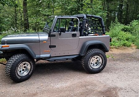 Jeep Wrangler 2.5 -