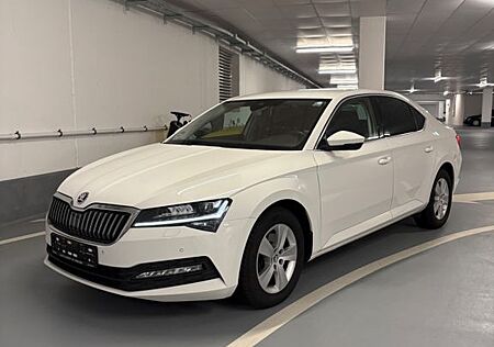 Skoda Superb 2.0 TDI SCR 140kW DSG AMBITION AMBITION