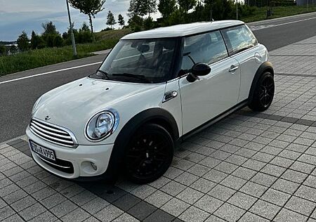 Mini Cooper D Baker Street Baker Street