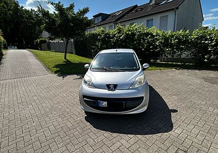 Peugeot 107 Petit Filou 70 Petit Filou