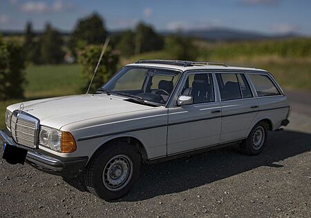Mercedes-Benz 300 TD BJ82 Kombi