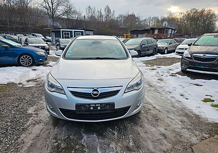 Opel Astra J Sports Tourer Design Edition