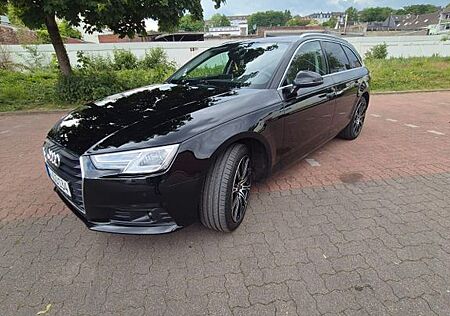 Audi A4 2.0 TDI Avant -