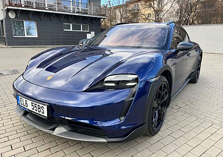 Porsche Taycan Cross Turismo Turbo Voll!!
