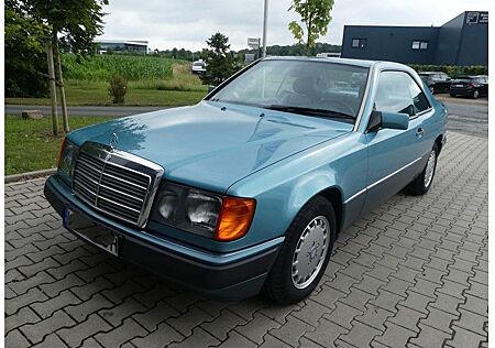 Mercedes-Benz 300 C124 300ce besonderer Oldtimer in Top Zustand