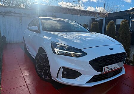 Ford Focus Lim. ST-Line