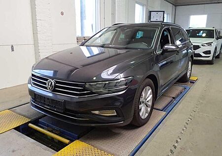 VW Passat Variant Volkswagen 2.0TDI Business Navi AHK PDC