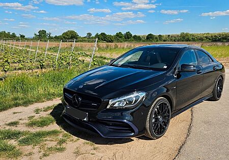 Mercedes-Benz CLA 45 AMG Mercedes-AMG CLA 45 4MATIC DCT Me...
