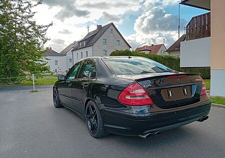 Mercedes-Benz E 55 AMG E55 AMG W211 Designo Garagenauto TÜV 04/2026
