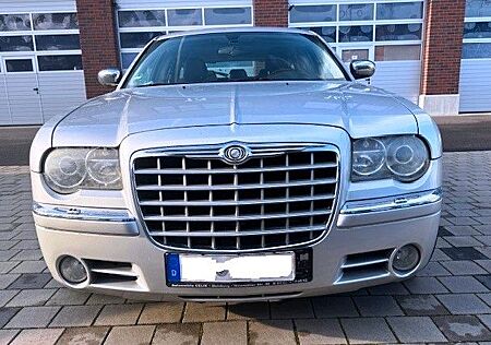 Chrysler 300C Touring 3.5 V6 Autom. -