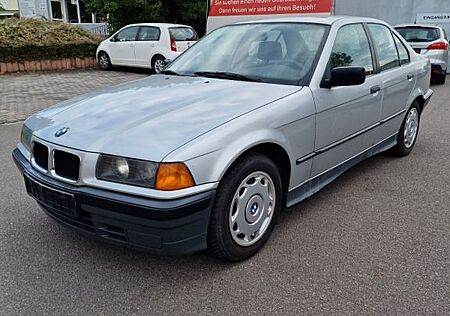 BMW 316i - E 36 -1 Hand, vom Rentner Garagen Fahrzeug