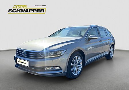 VW Passat Volkswagen Highline, LED, Active Info, Navi, ACC, Pa