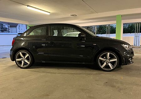 Audi A1 Gepflegter 1.2 TFSI S line