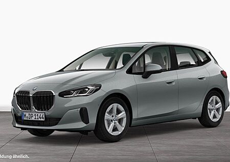 BMW 218i Active Tourer Kamera LED Sitzheizung