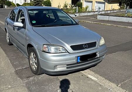 Opel Astra 1.6 16V Elegance Elegance