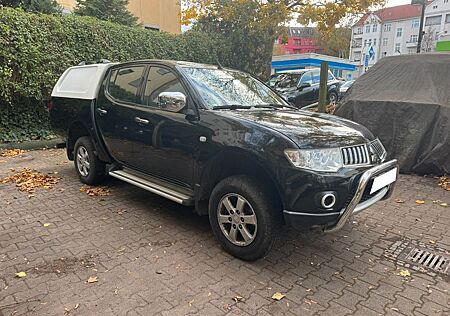 Mitsubishi L200 Invite Doppelkabine 4WD EURO 5 TÜV 05.2026