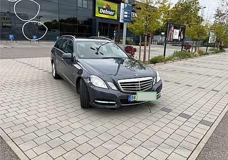 Mercedes-Benz E 250 CDI 4MATIC T B.E. Avant.Dist.Bi-Xenon.Ahk.