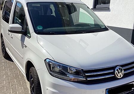 VW Caddy Volkswagen 2,0TDI 110kW BMT Comfortline 5-Sitzer ...