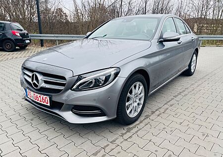 Mercedes-Benz C 180 CGI*1 Hand *Leder*Sitzheizung*LED*