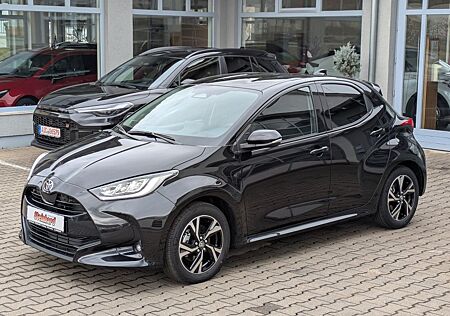 Toyota Yaris 1,5 Hybrid "Teamplayer" mit Comfort+Safety