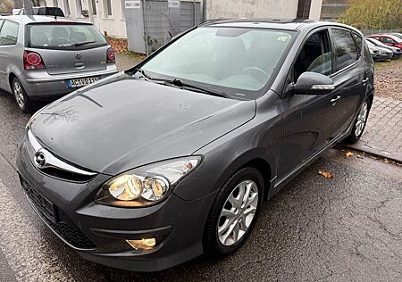 Hyundai i30 1.4 Comfort*TÜV*INSPEKTION*8-FACH-BEREIFT*