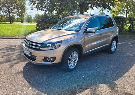 VW Tiguan Volkswagen 1.4 TSI BlueMotion Tech Trend & Fun T...