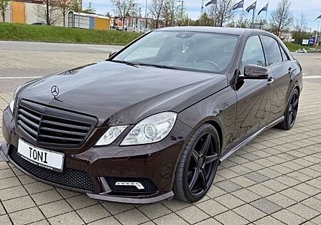 Mercedes-Benz E 350 E -Klasse CGI BlueEfficiency Amg Paket