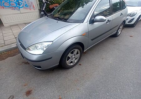 Ford Focus 1.8TDDi 66kW Ambiente Ambiente