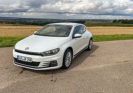 VW Scirocco Volkswagen 1.4 TSI BlueMotion Technology -