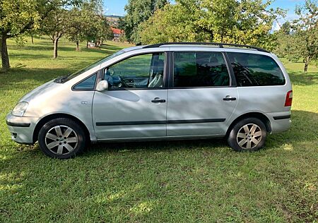 Ford Galaxy 1.9TDI 85 kW TÜV AU 07/27 TEILLEDER