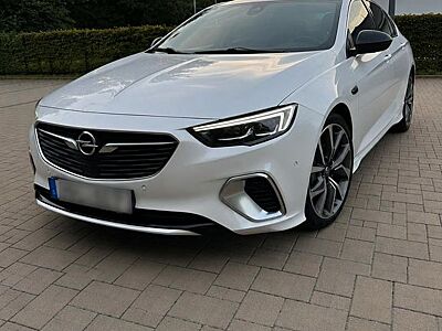 Opel GSi 4x4 | 300 PS EDS | Ambientelicht | Vollleder
