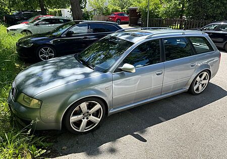 Audi RS6 4.2 tiptronic quattro Avant