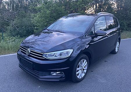 VW Touran Volkswagen Comfortline BMT/Start-Stopp