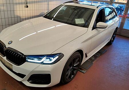 BMW 540d xDrive M-Sportpaket B&W Soft-Close 360° AHK