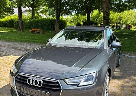 Audi A4 2.0 TDI Avant - Virtual Cockpit & AHK VB