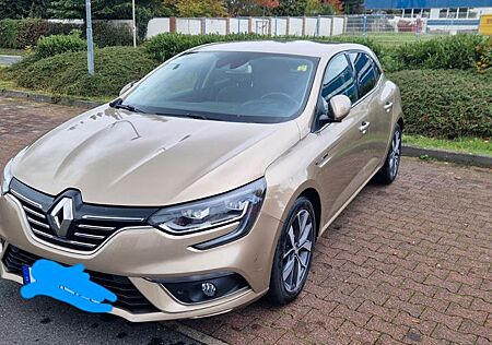 Renault Megane gebraucht kaufen Renault Megane ENERGY TCe 130 Bose Edition Bose Edition