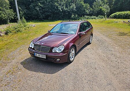 Mercedes-Benz C 200 KOMPRESSOR T AVANTGARDE Avantgarde