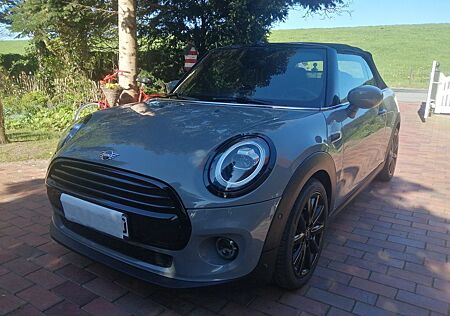 Mini Cooper Cabrio Classic Trim Steptronic Classi...