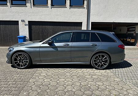 Mercedes-Benz C 43 AMG Mercedes-AMG C 43 4MATIC T Autom. M...