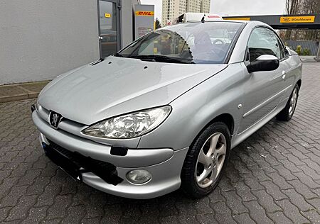 Peugeot 206 Cabriolet CC Platinum/ Leder/ TÜV Neu