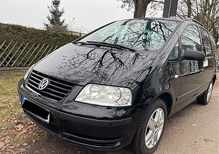 VW Sharan Volkswagen 1.8T Automatik Lederausstattung TÜV 10-26