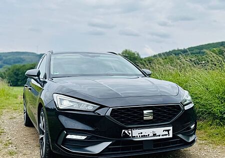 Seat Leon 2.0 TDI 110kW FR Black Matt Ed. DSG Spo...