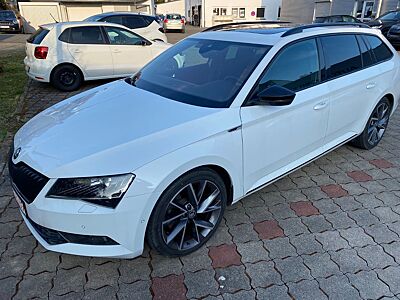 Skoda Superb 2.0 TDI SCR 140kW DSG SportLine Combi...