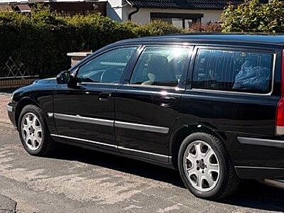 Volvo V70 T5 - 2.3