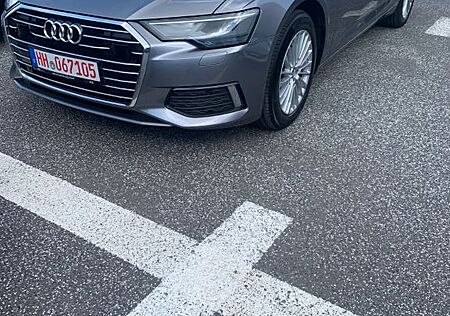 Audi A6 45 TFSI S tronic design design