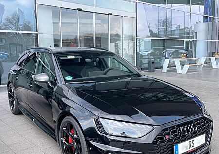 Audi RS4 Avant COMPETITION - Carbon - Top gepflegt